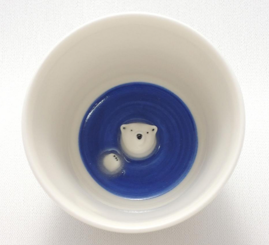 やっぱりかわいすぎるシロクマの熊五郎　ホームパーティーや食事で笑顔になれる創作陶磁器