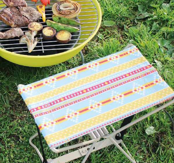 夏のイベントや暑さで少し休みたい時に大活躍のマイクロチェア