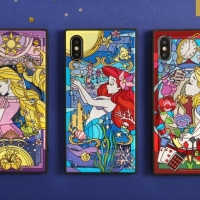 心ときめくディズニーキャラクターデザイン！グリッターがキラキラ輝く、ステンドグラス風スマホケースが新登場
