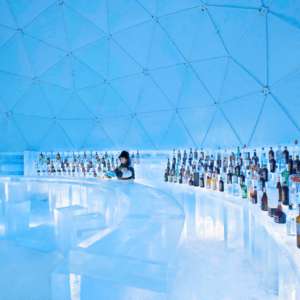 【トマム】幻想的な氷の街「アイスヴィレッジ」オープン ～北海道のコンビニチェーン「セイコーマート」とのコラボドームや瞬時に凍るスイーツづくり体験～