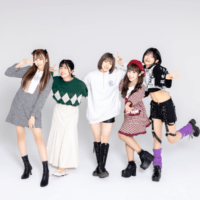 ユーザー数3億人以上の配信アプリ「Uplive」のWebCMに、 アイドルグループ＆YouTuberのおこさまぷれ～と。