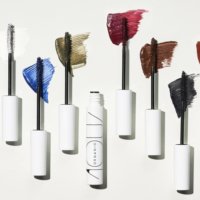 【アクア・アクア】人気のトリートメントマスカラから新色が登場！気分で選べる全７色展開に