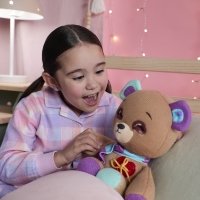 一緒に寝ると翌朝目覚めるくまのぬいぐるみ「スレッディ ベア」４月２６日(土)発売SNS総フォロワー２００万人現役保育士「てぃ先生」による解説動画本日公開！