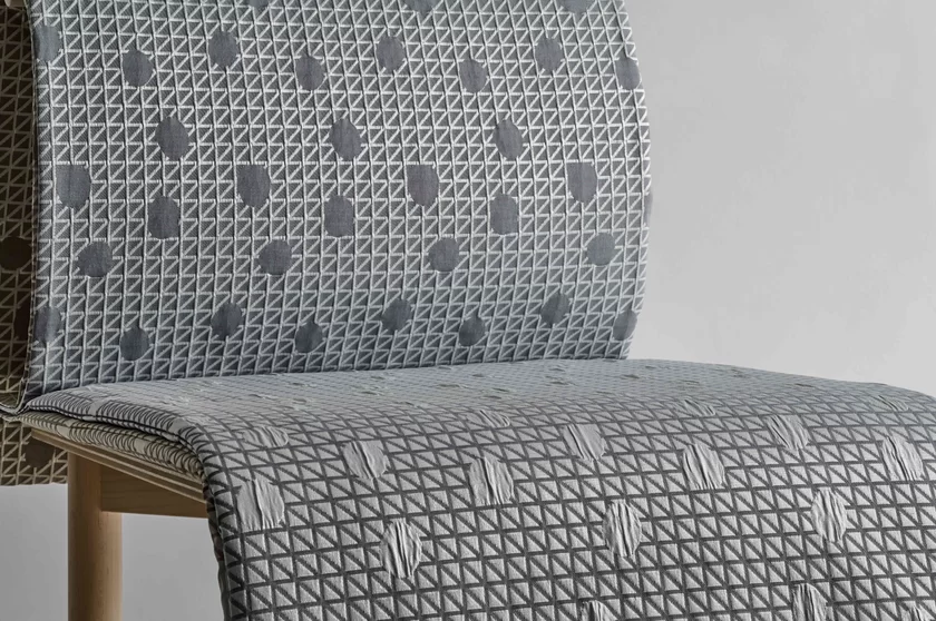 PAGES CHAIR(撮影:林雅之) 5