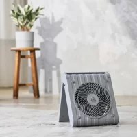 ヤマダオリジナル 太陽光発電扇風機「ソーラーパワーファン」発売！